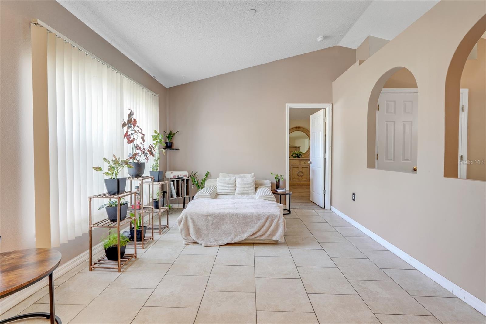 Image 16 of 26 For 902 Cannes Drive