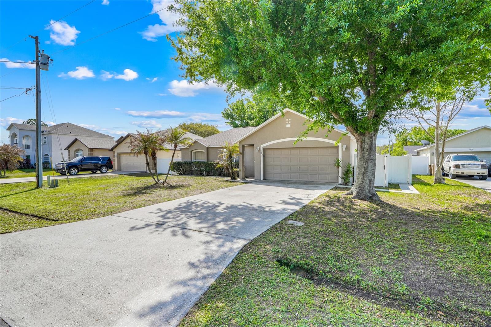 Image 2 of 26 For 902 Cannes Drive