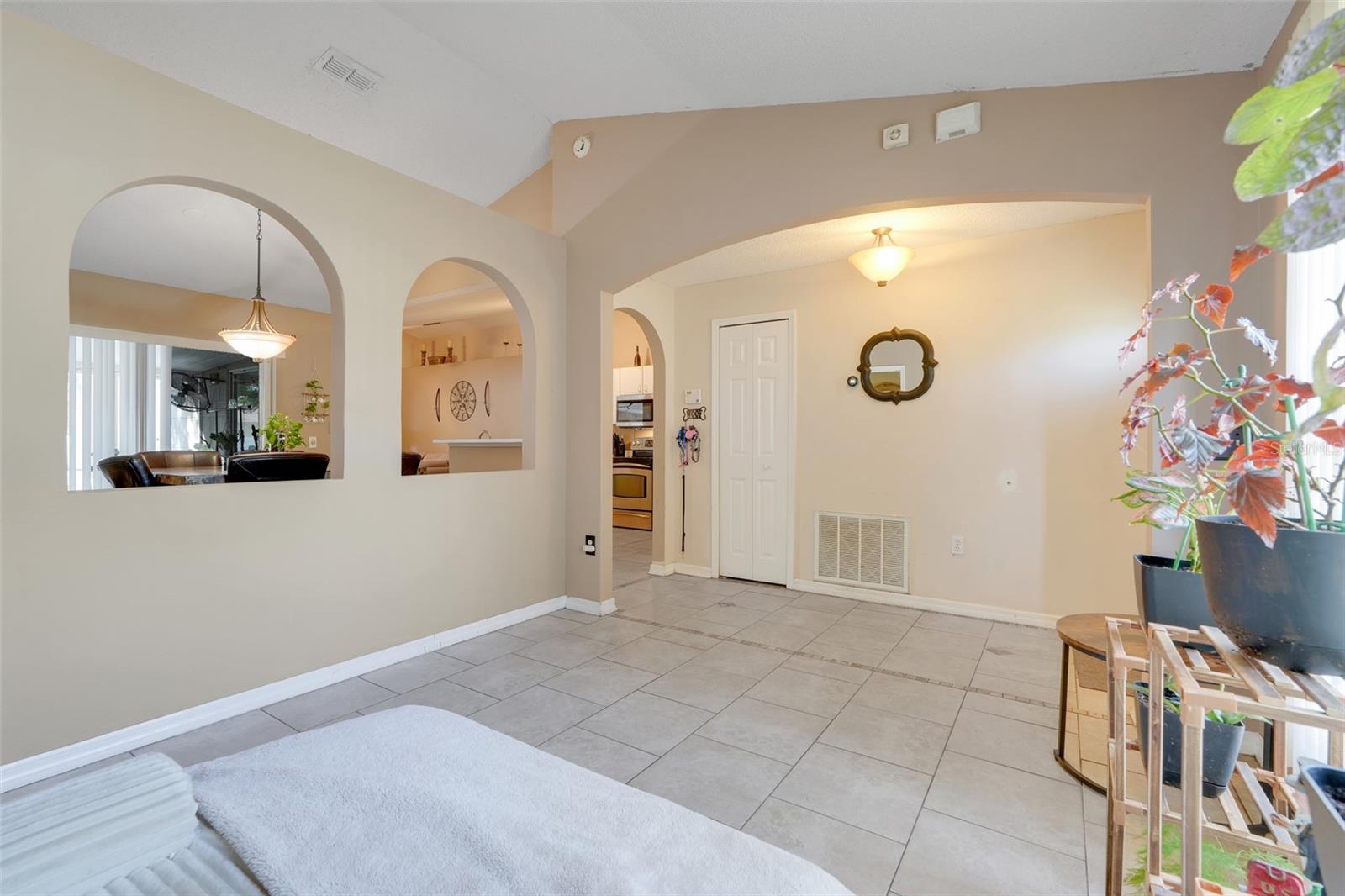 Image 9 of 26 For 902 Cannes Drive