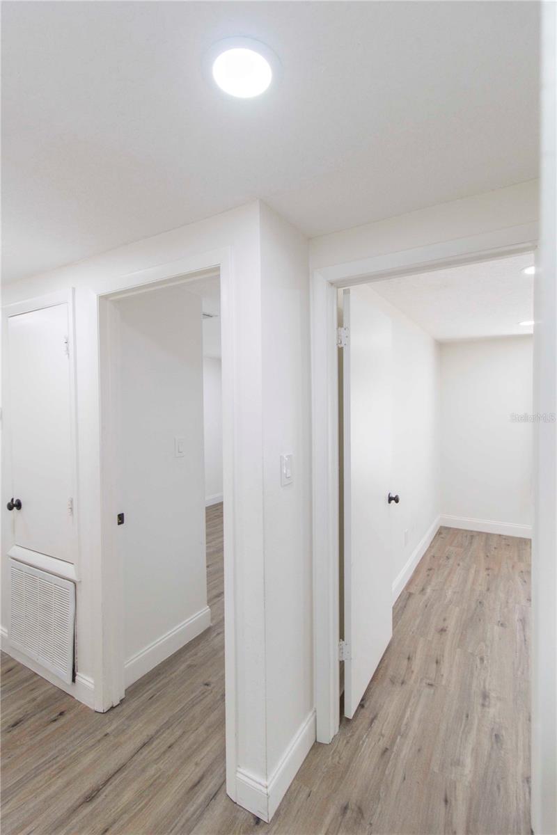 Image 23 of 34 For 2335 Woodside Way