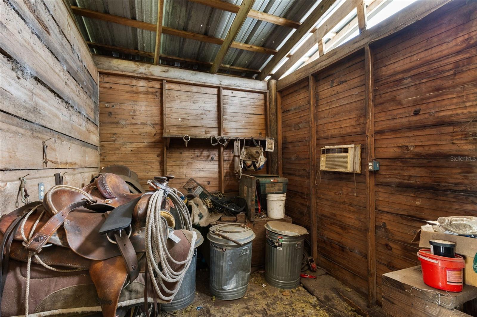 Image 31 of 42 For 3591 Canoe Creek Road