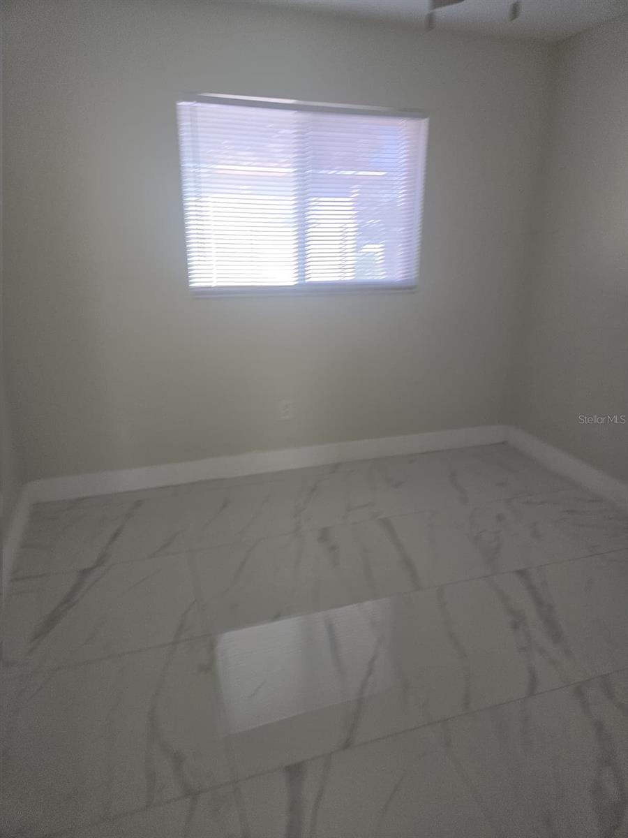 Image 17 of 32 For 1805 Coral Point Drive