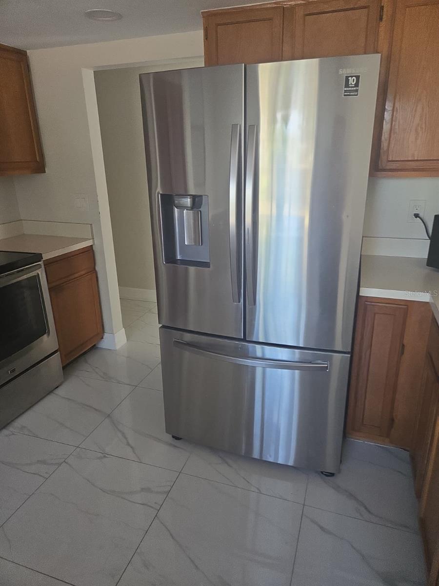 Image 9 of 32 For 1805 Coral Point Drive