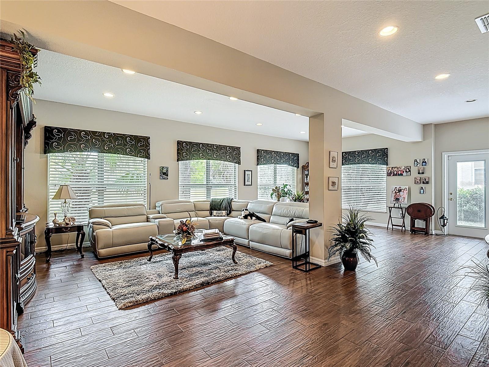 Image 28 of 100 For 352 Hamrick Drive