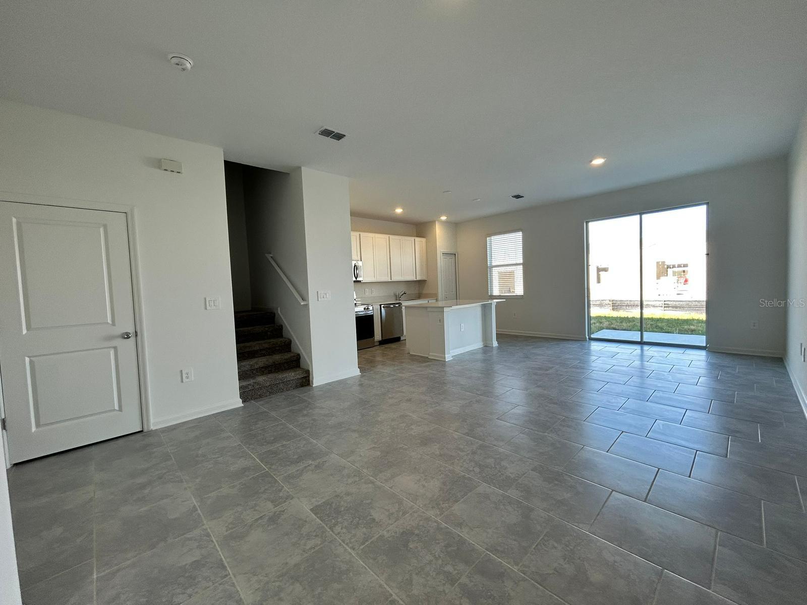 Image 5 of 21 For 3019 Chantilly Drive