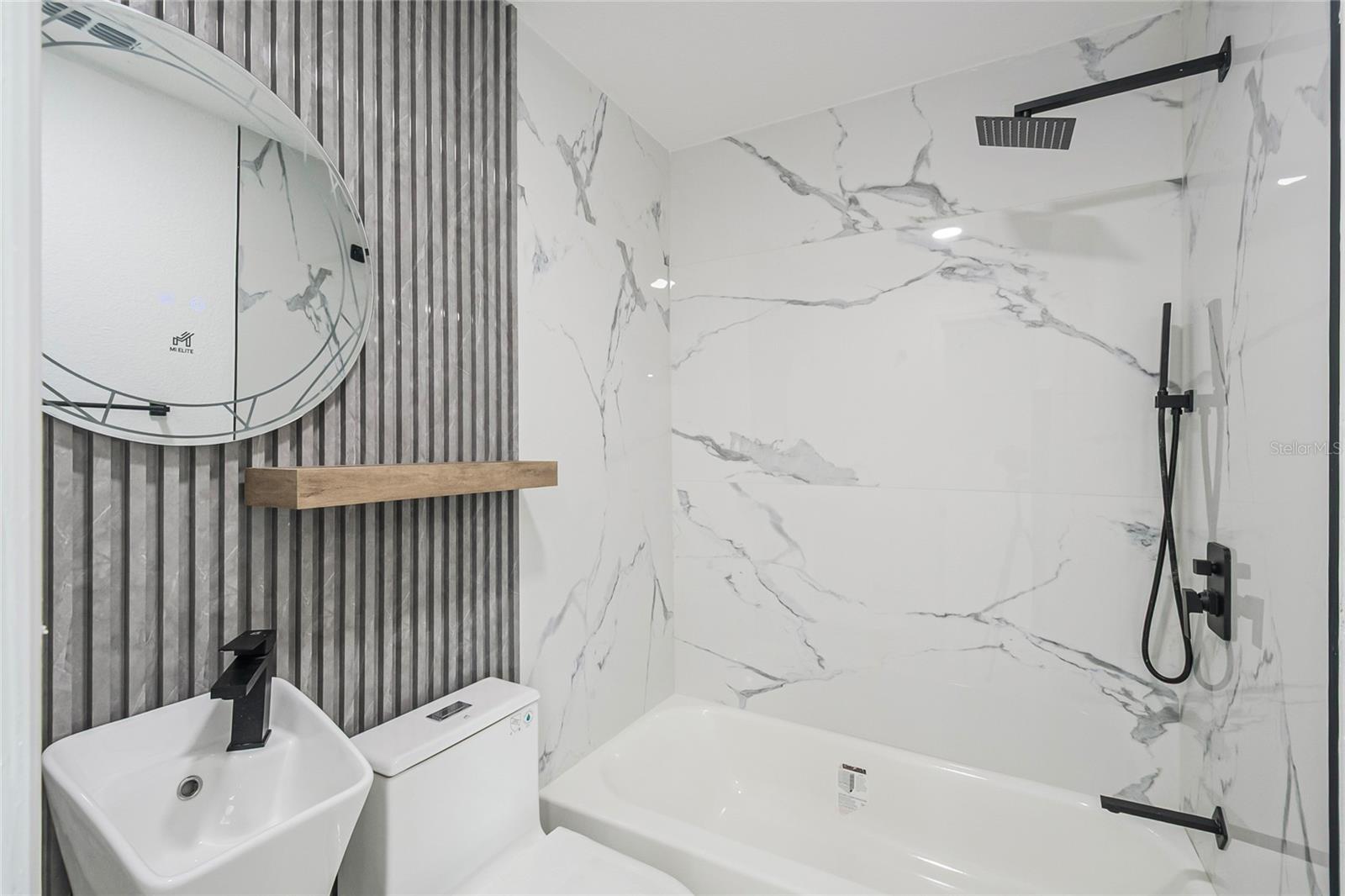 Image 20 of 37 For 3307 Mahalia Place