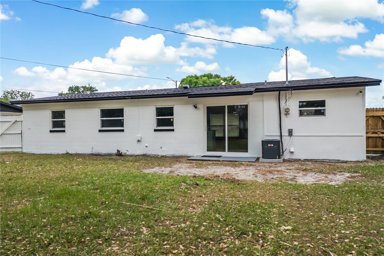 Image 32 of 37 For 3307 Mahalia Place