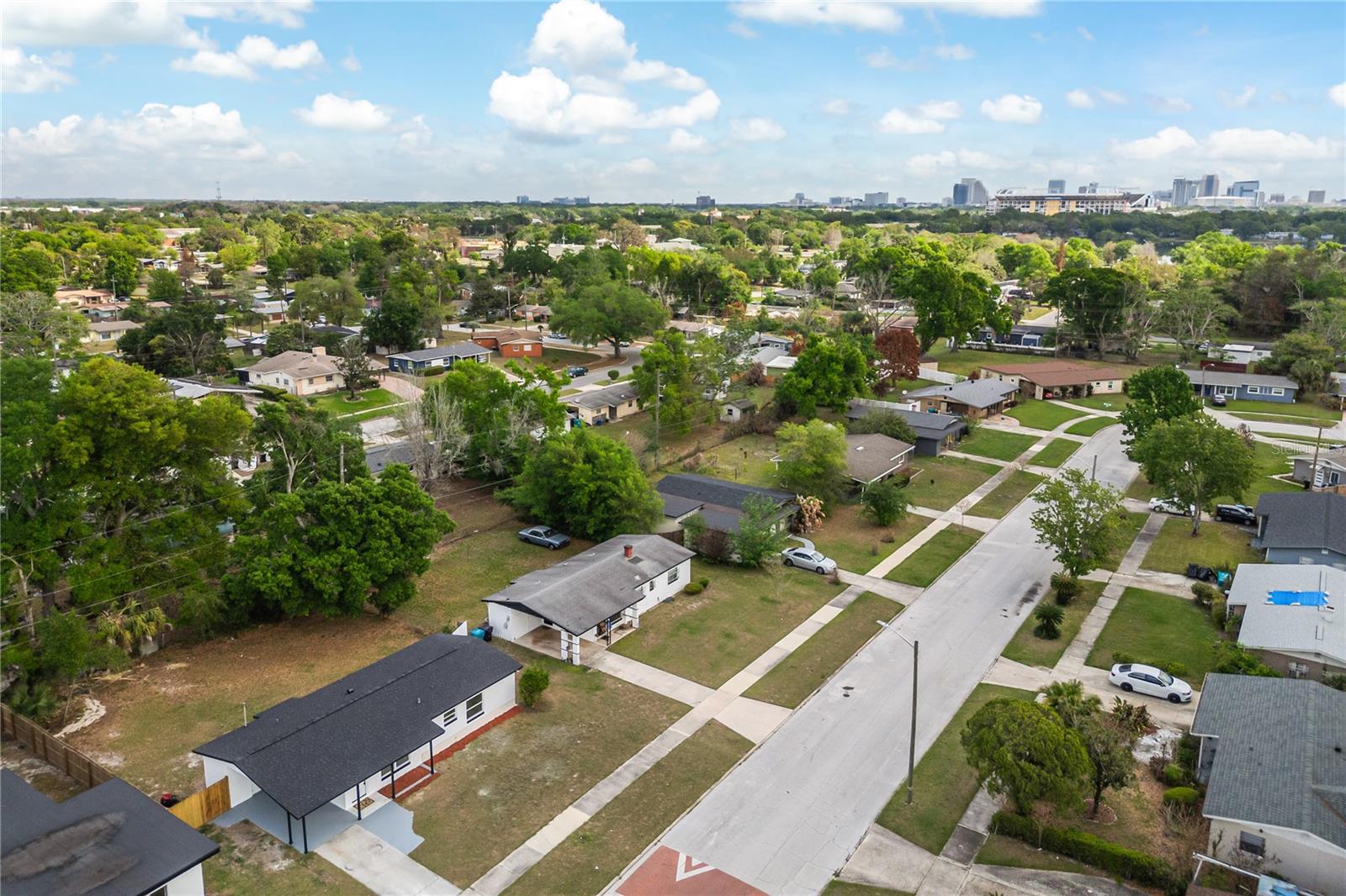 Image 6 of 37 For 3307 Mahalia Place