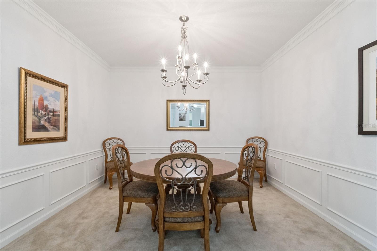 Image 11 of 52 For 4816 Cayview Avenue 201