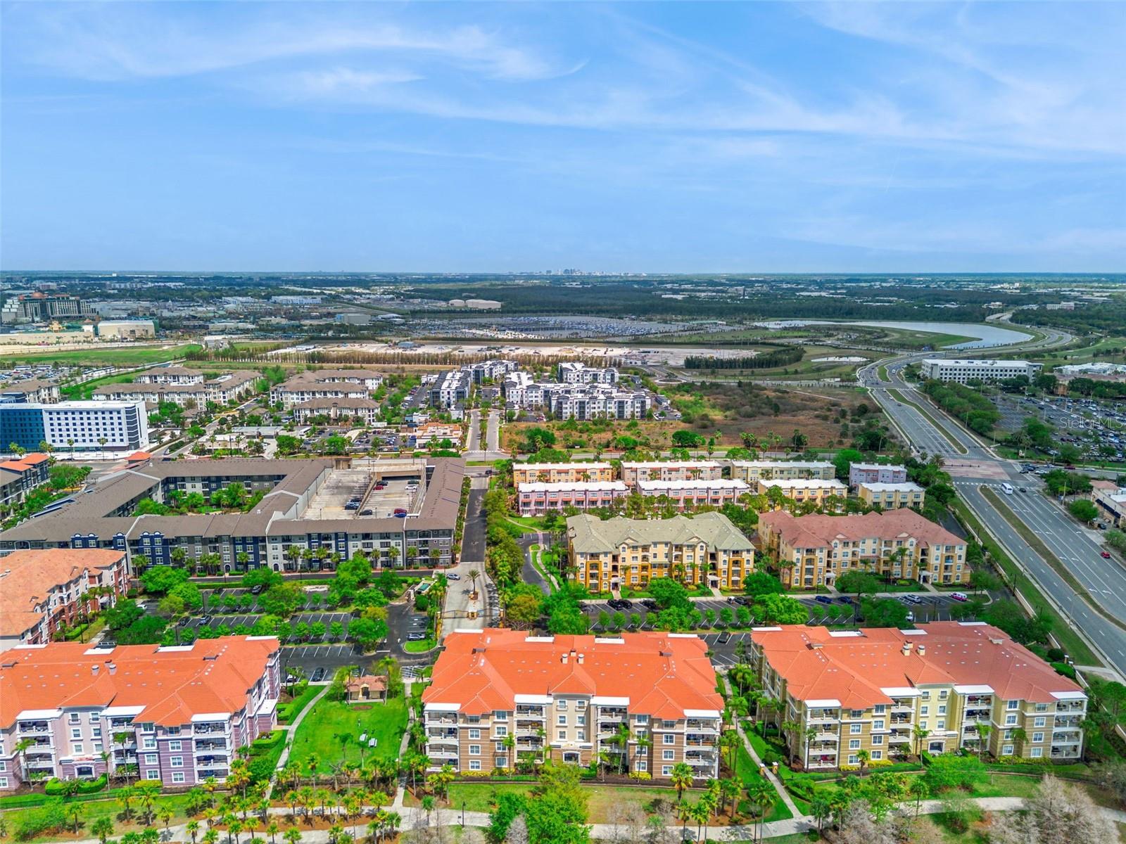 Image 31 of 52 For 4816 Cayview Avenue 201