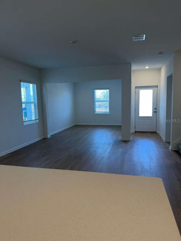 Image 10 of 47 For 5195 Loyalty Drive