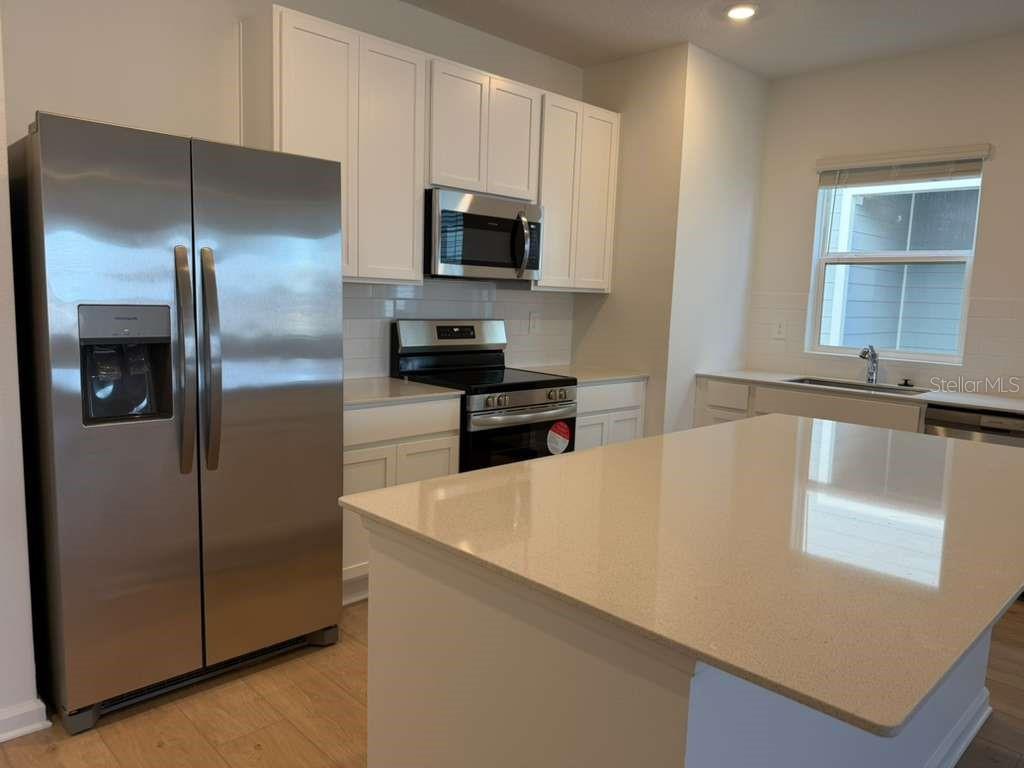 Image 13 of 47 For 5195 Loyalty Drive