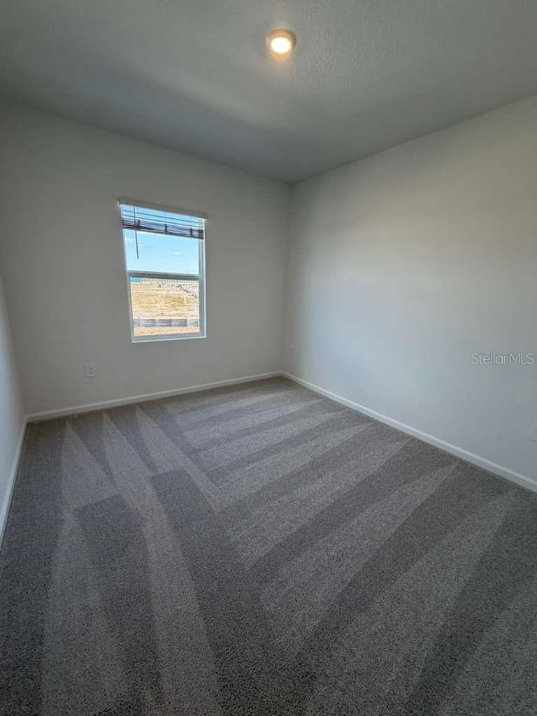 Image 17 of 47 For 5195 Loyalty Drive