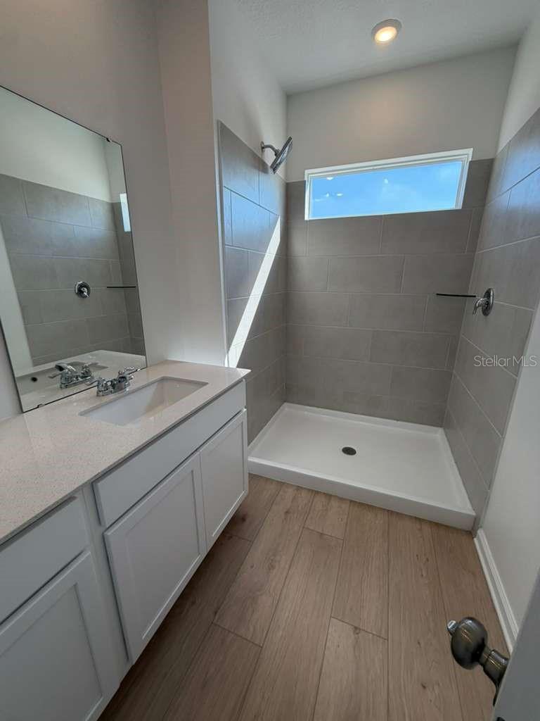 Image 28 of 47 For 5195 Loyalty Drive