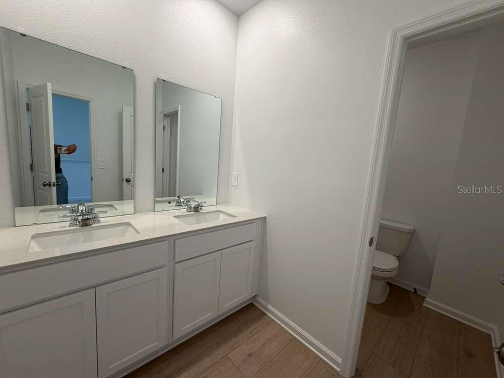 Image 40 of 47 For 5195 Loyalty Drive