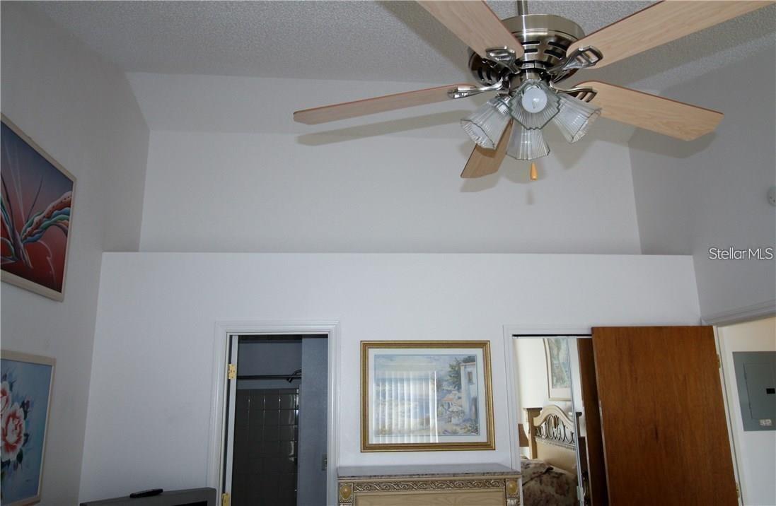 Image 10 of 17 For 5004 Laguna Bay Circle 54
