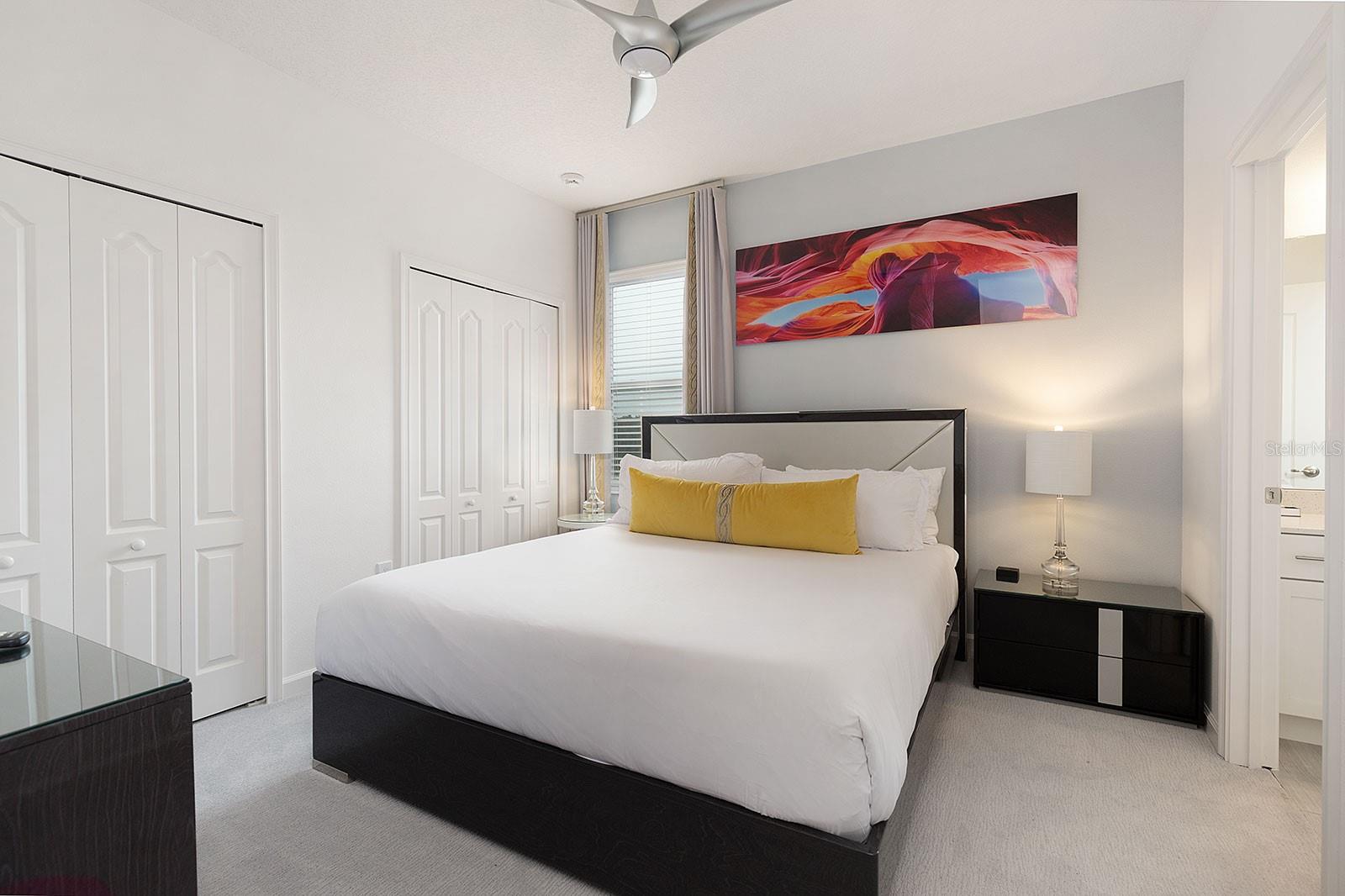 Image 30 of 35 For 8009 Oak Shadow Court