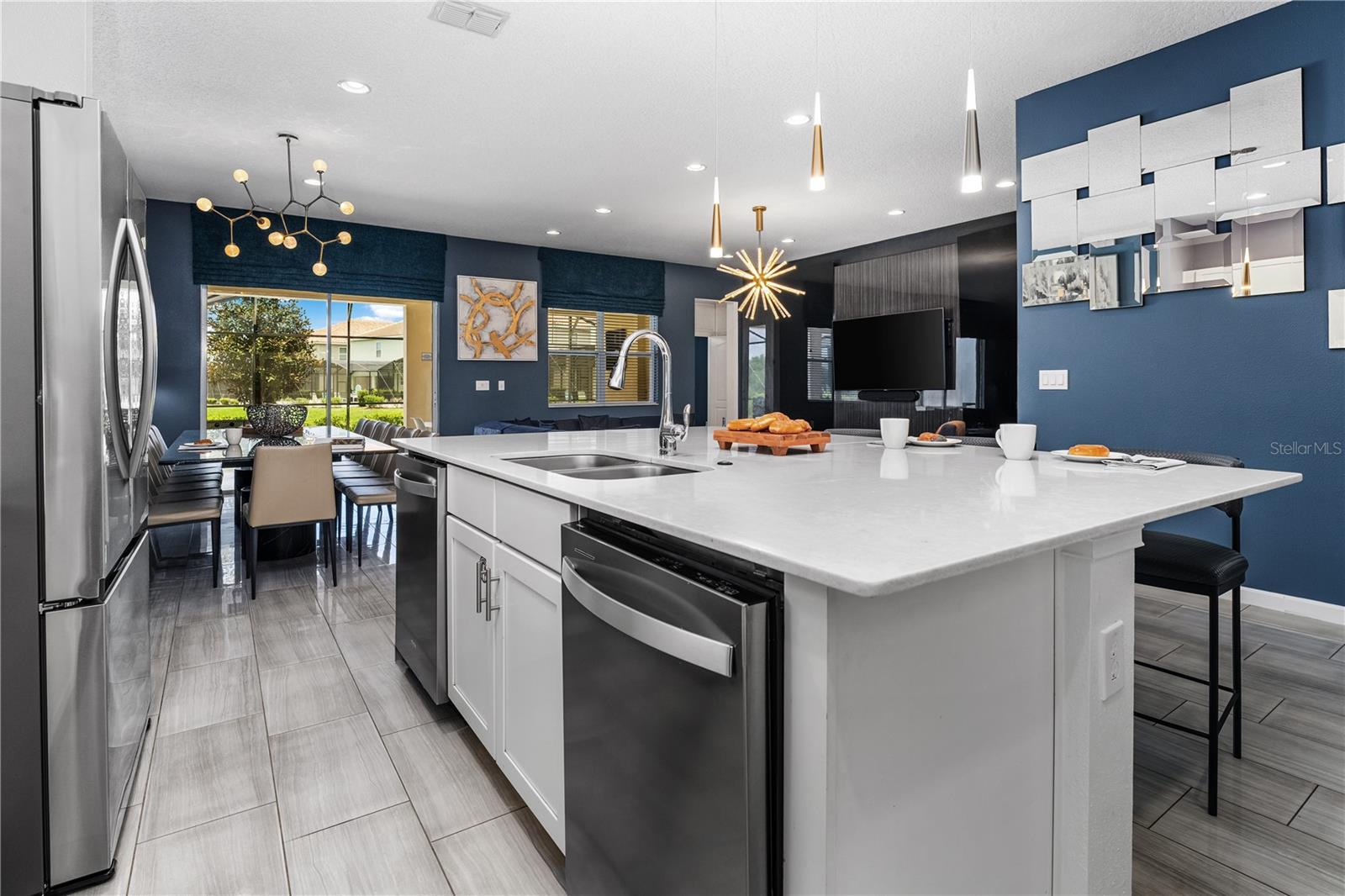 Image 8 of 35 For 8009 Oak Shadow Court