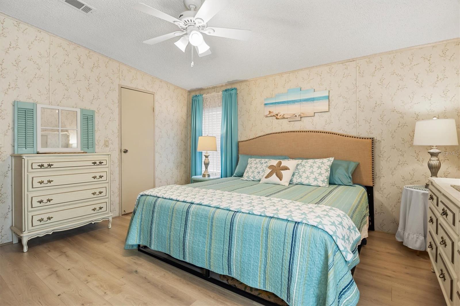 Image 15 of 40 For 6617 Westchester Drive Ne