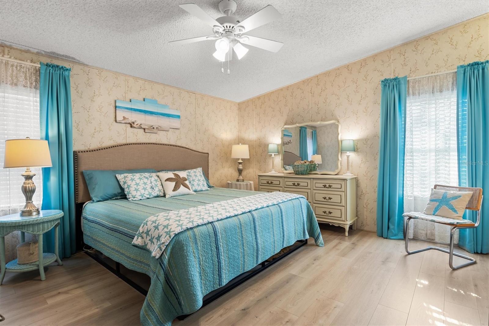 Image 16 of 40 For 6617 Westchester Drive Ne