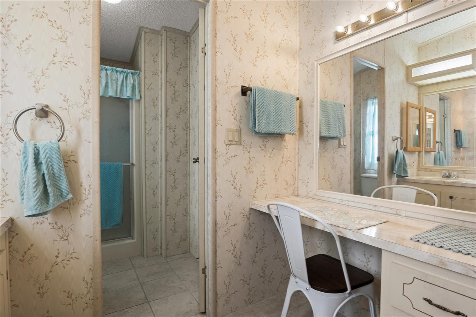 Image 18 of 40 For 6617 Westchester Drive Ne