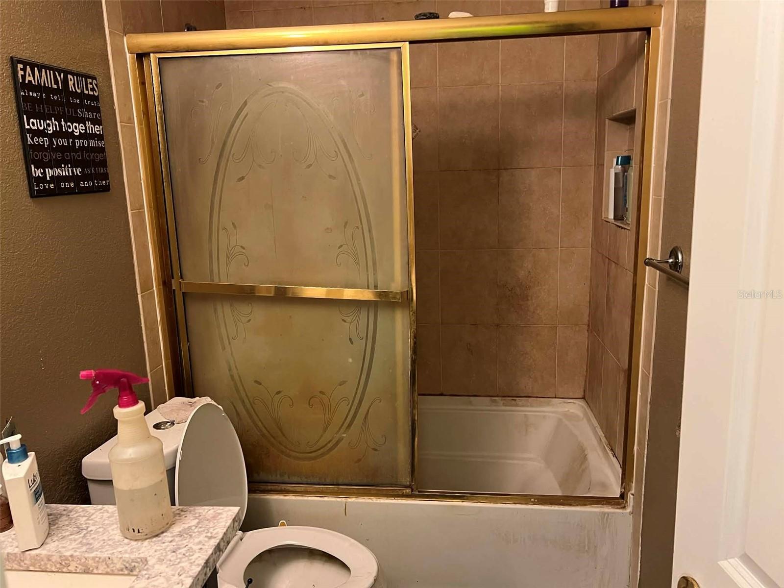 Image 13 of 17 For 123 Sunwood Court