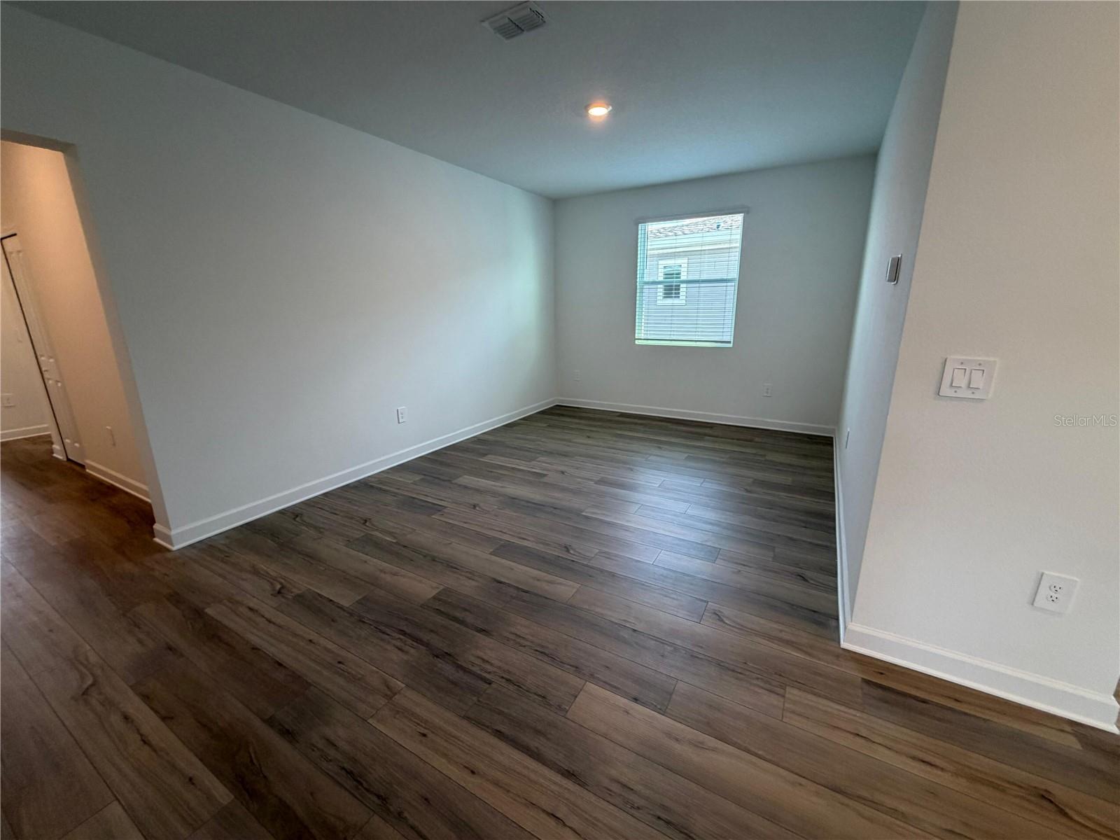 Image 11 of 31 For 7867 Poplin Street