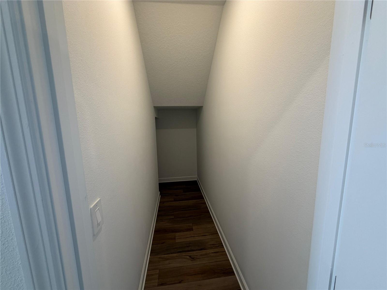 Image 19 of 31 For 7867 Poplin Street