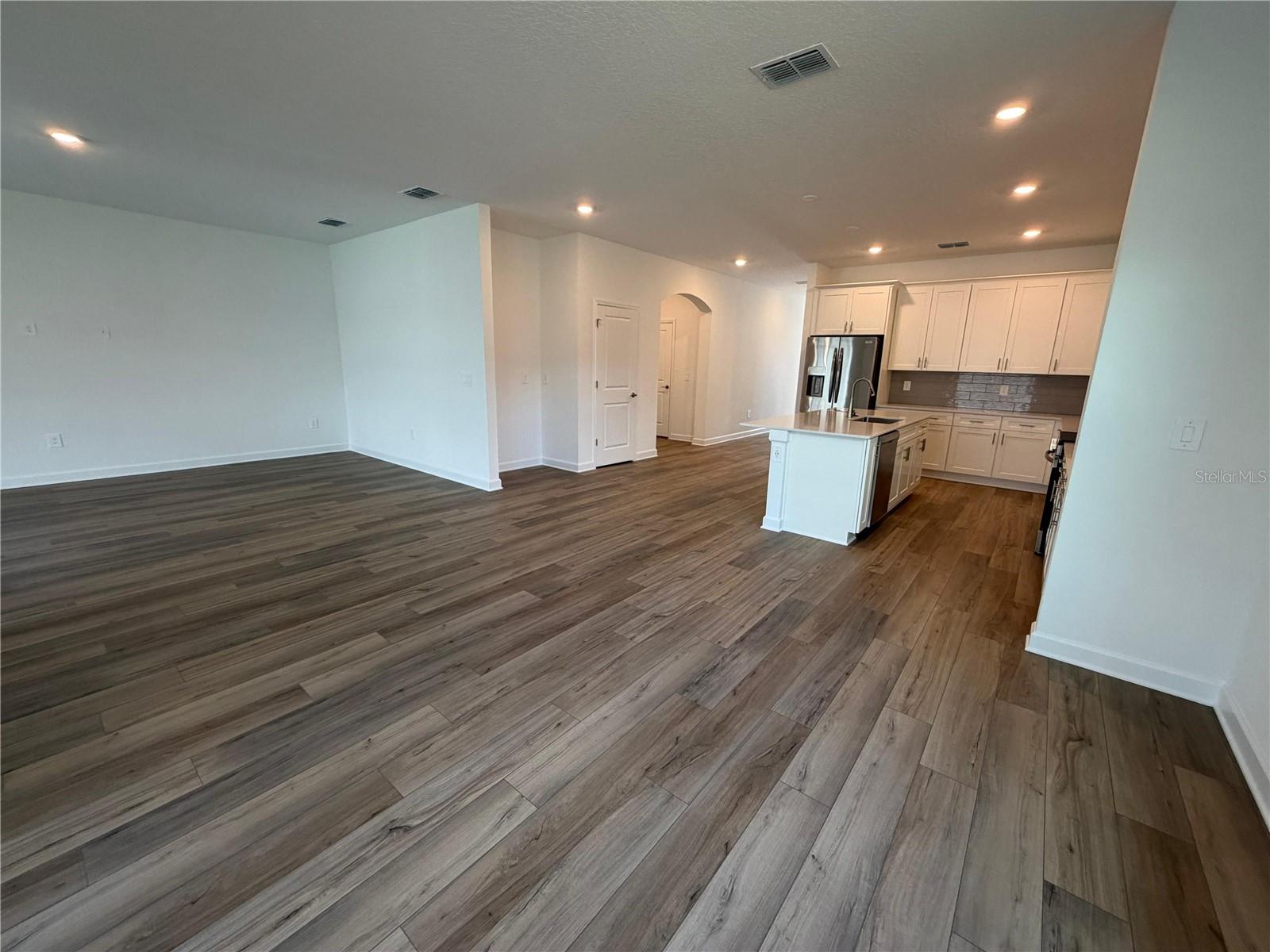 Image 21 of 31 For 7867 Poplin Street