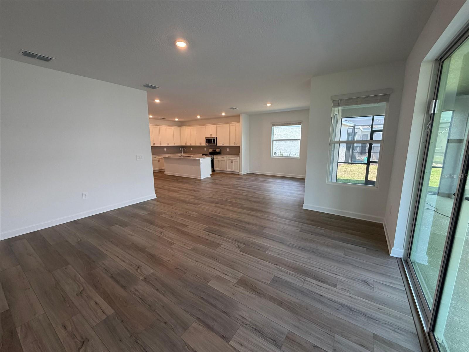 Image 24 of 31 For 7867 Poplin Street