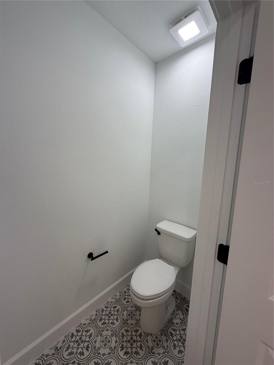 Image 5 of 21 For 16691 39th Terrace