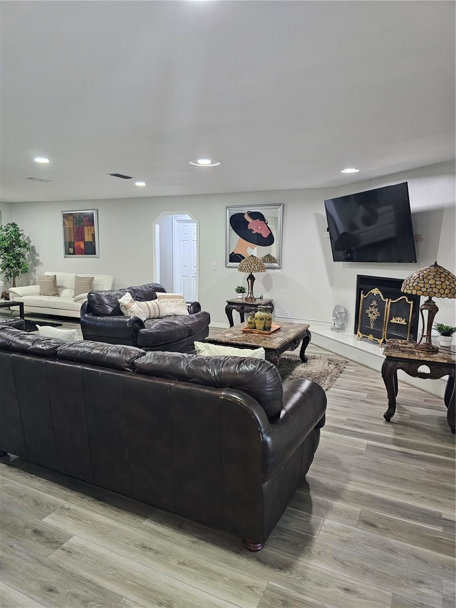 Image 12 of 49 For 1745 Foxcreek Lane