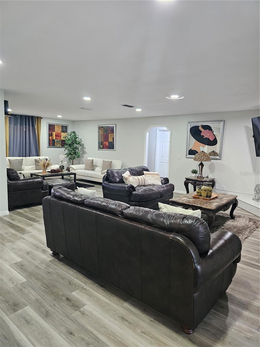 Image 13 of 49 For 1745 Foxcreek Lane