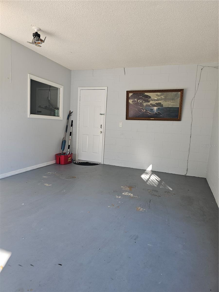 Image 20 of 49 For 1745 Foxcreek Lane