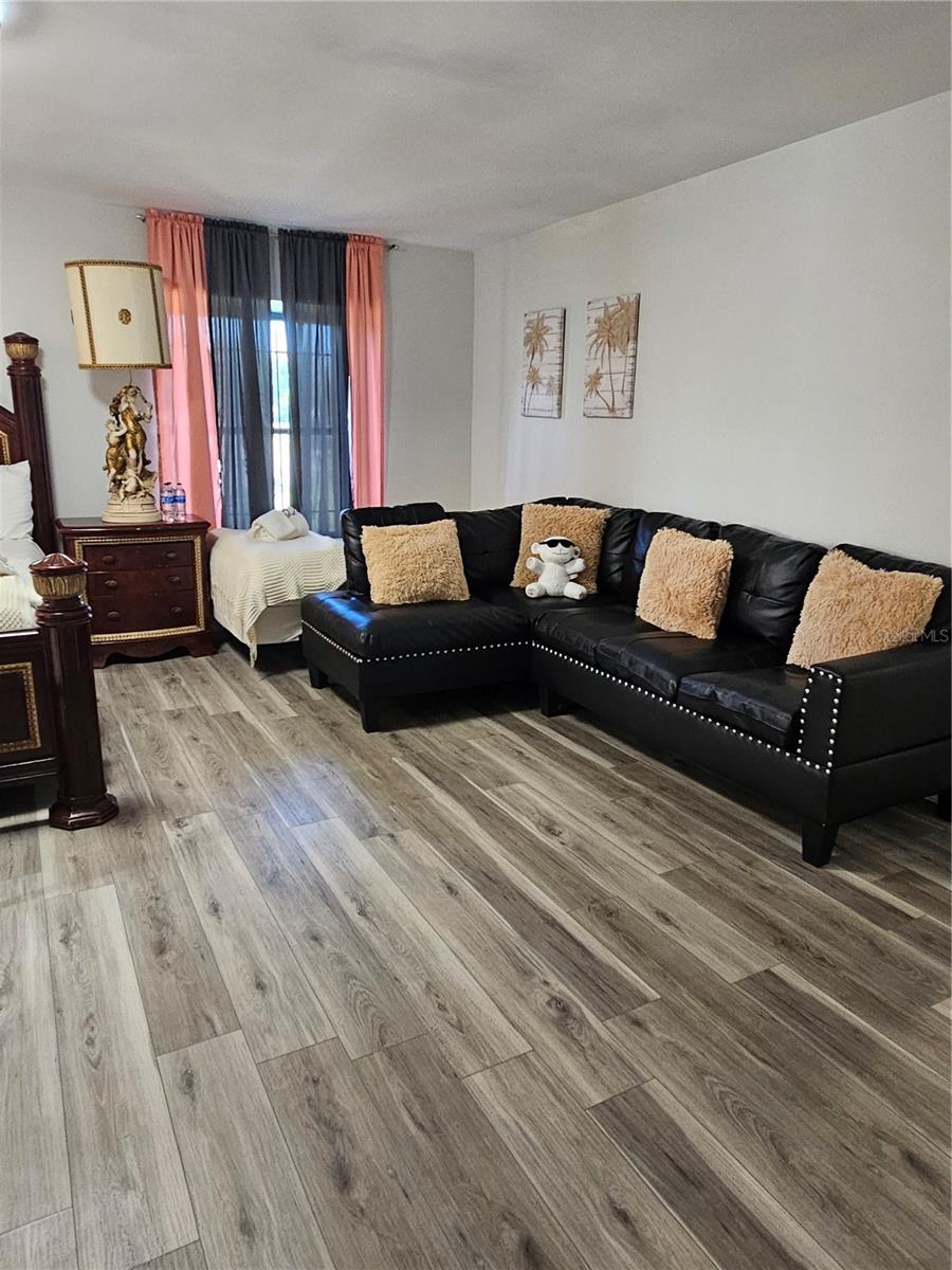 Image 25 of 49 For 1745 Foxcreek Lane