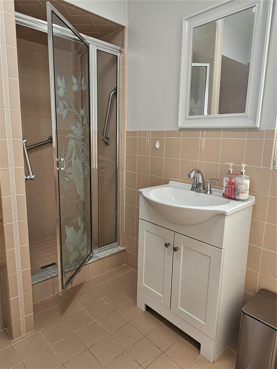 Image 28 of 49 For 1745 Foxcreek Lane