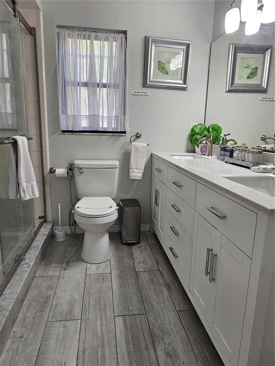 Image 33 of 49 For 1745 Foxcreek Lane