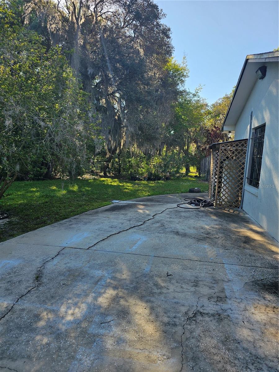 Image 43 of 49 For 1745 Foxcreek Lane