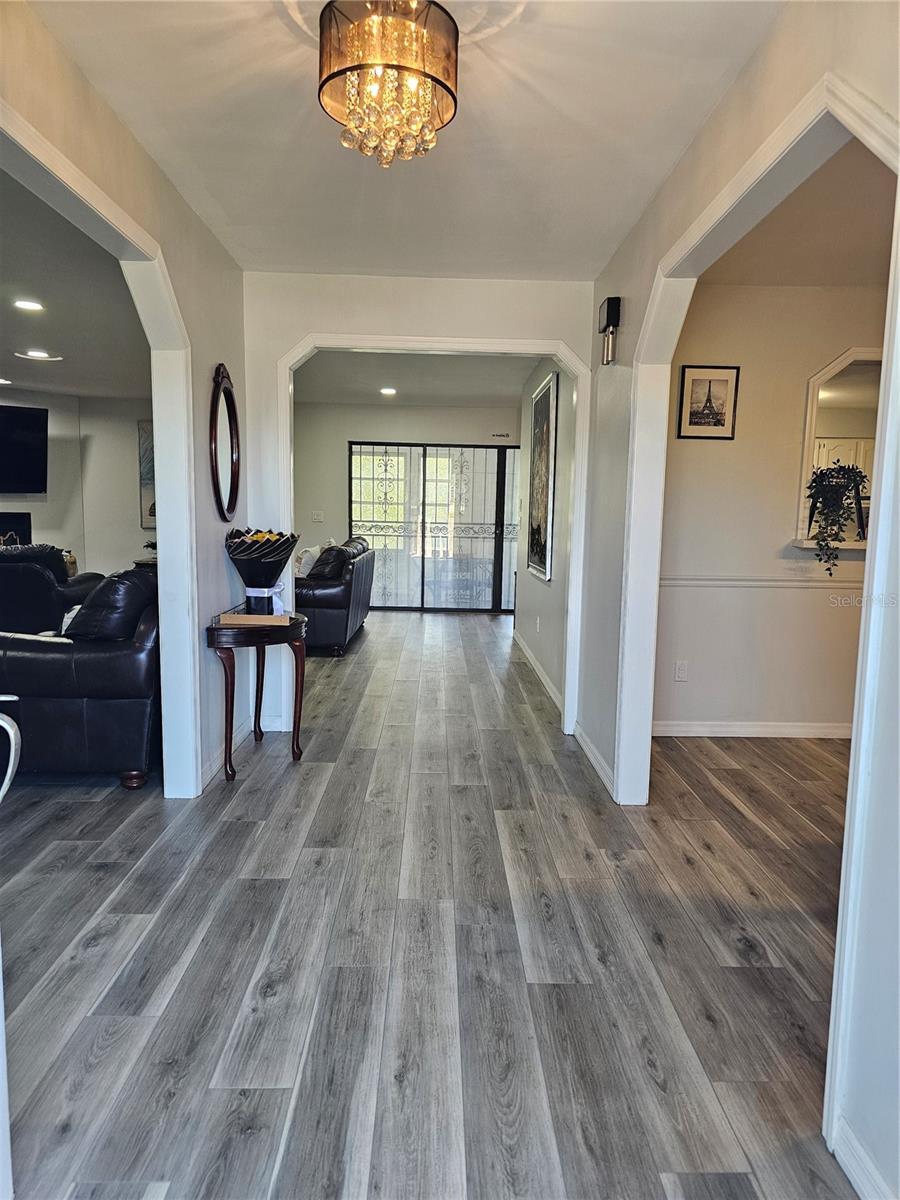 Image 6 of 49 For 1745 Foxcreek Lane