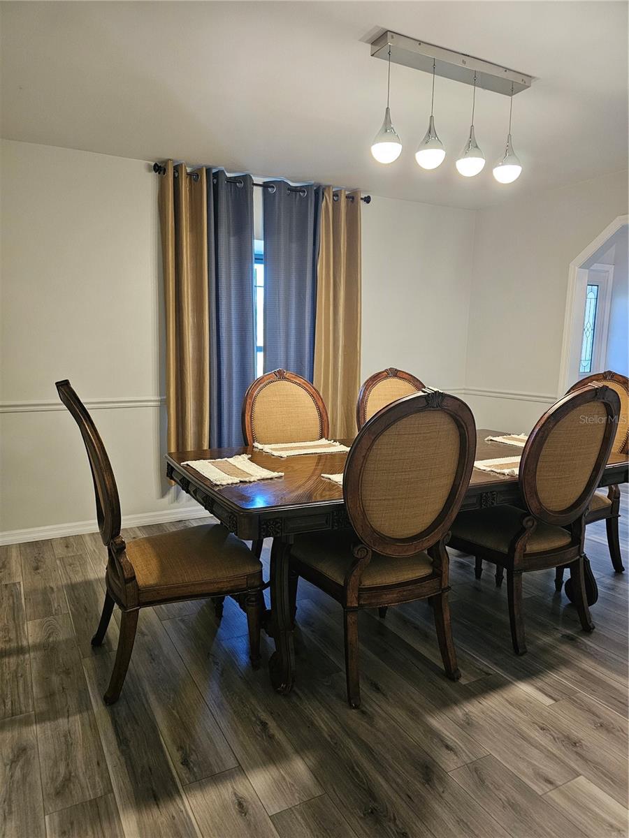 Image 8 of 49 For 1745 Foxcreek Lane