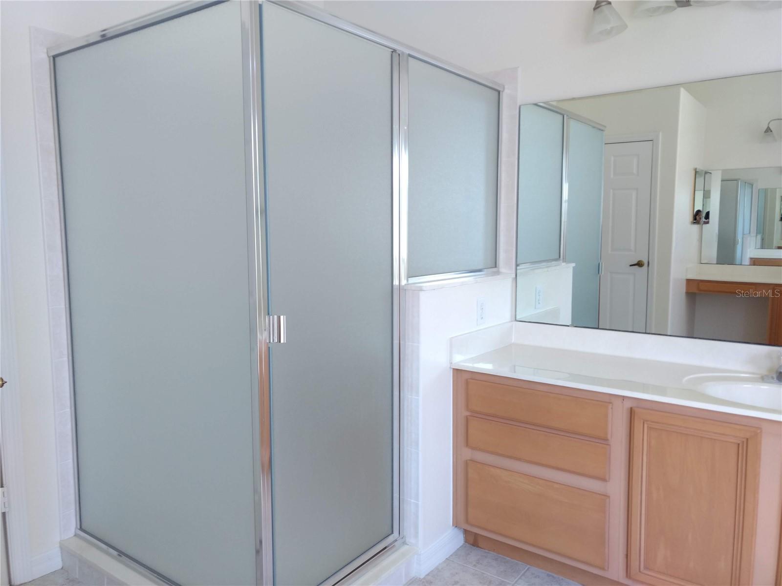 Image 24 of 31 For 12319 Shadowbrook Lane