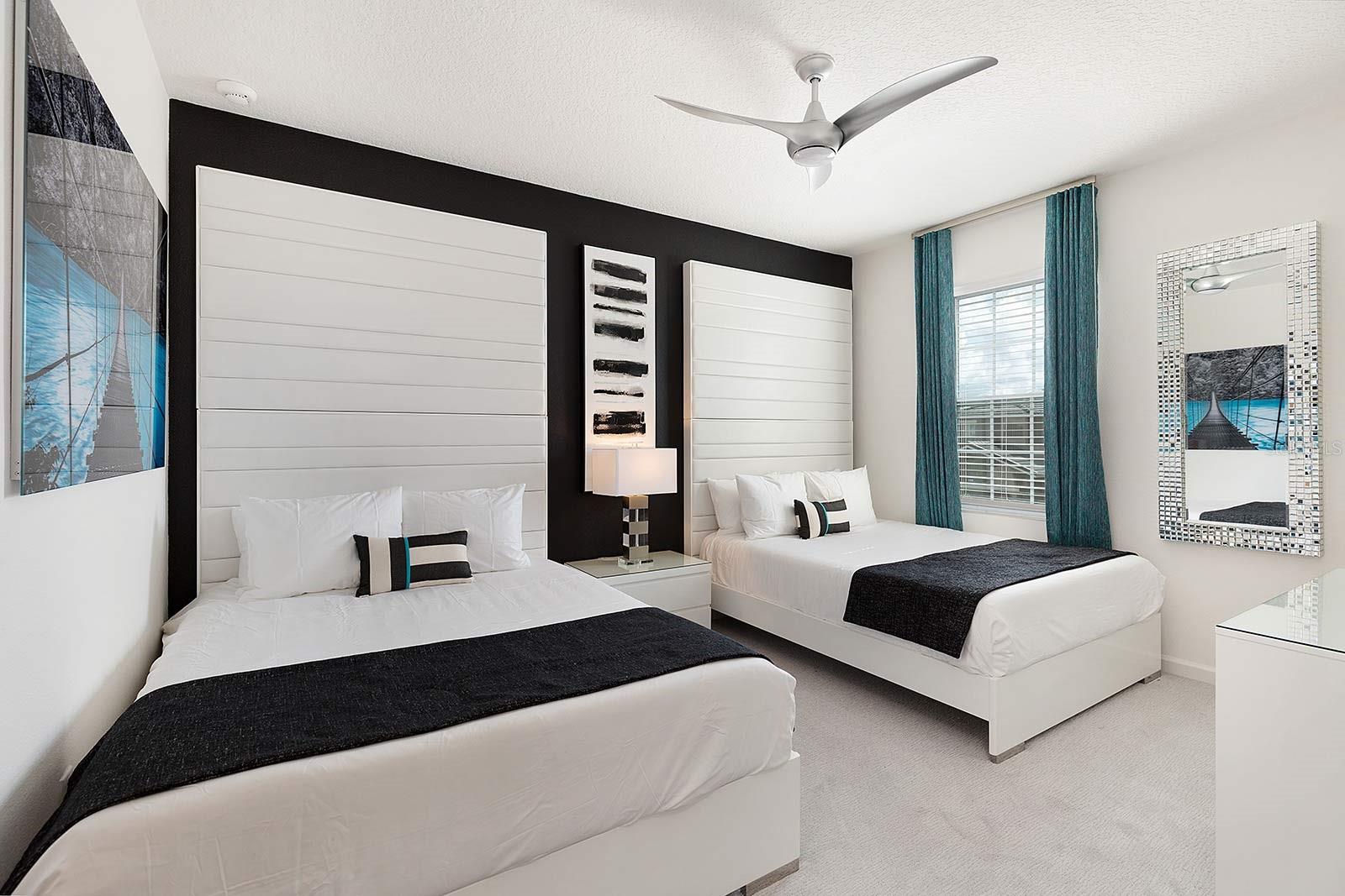 Image 22 of 34 For 8013 Oak Shadow Court