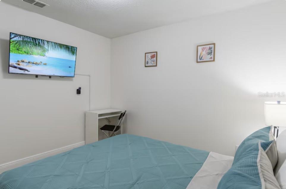 Image 27 of 35 For 8622 Baylor Circle