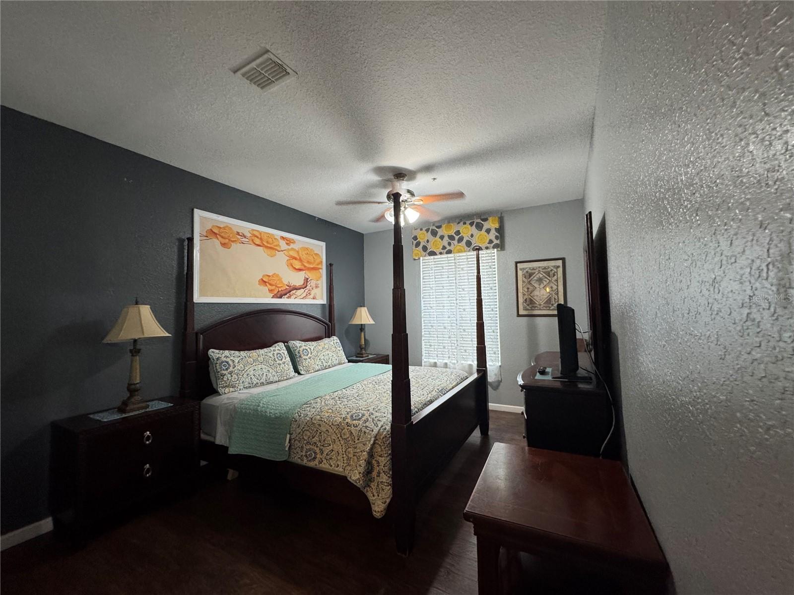 Image 7 of 18 For 2821 Almaton Loop 205