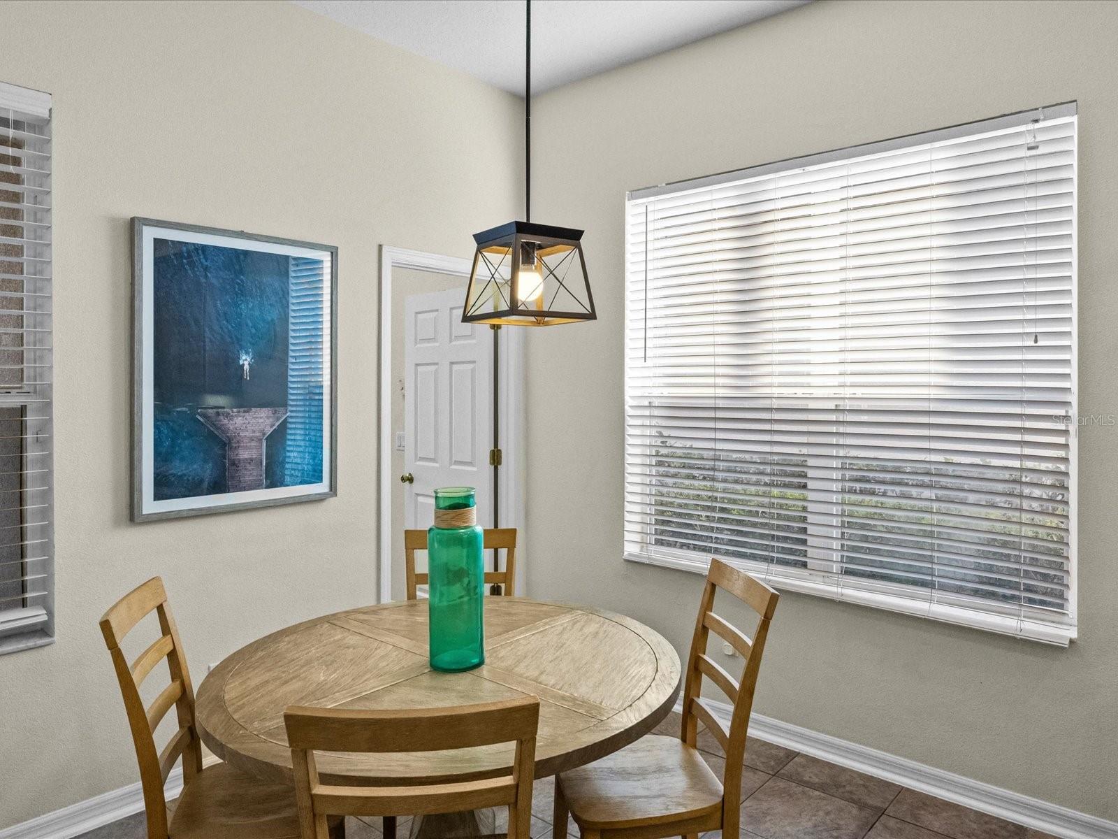 Image 11 of 44 For 1229 Molona Street