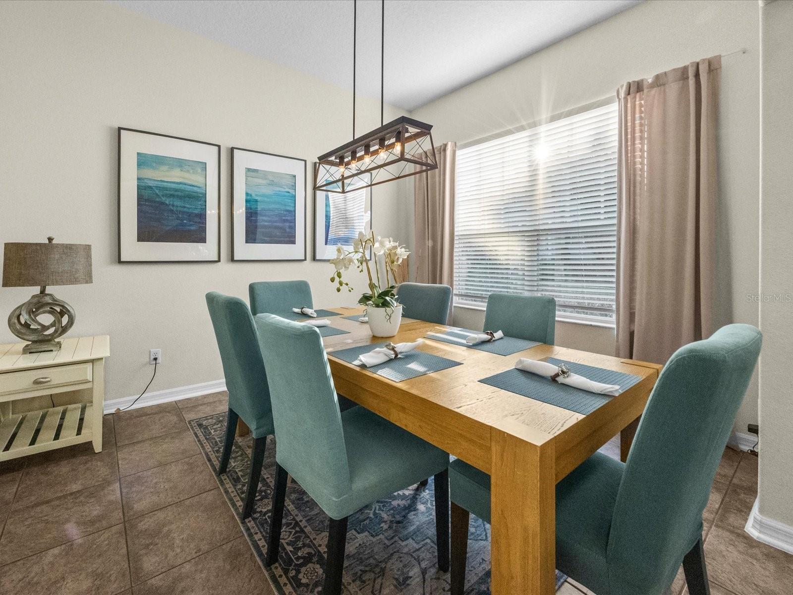 Image 12 of 44 For 1229 Molona Street