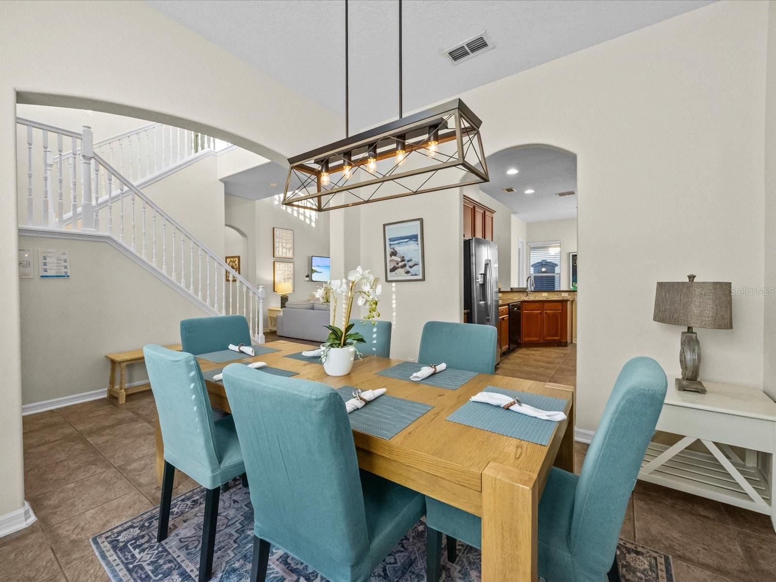Image 13 of 44 For 1229 Molona Street