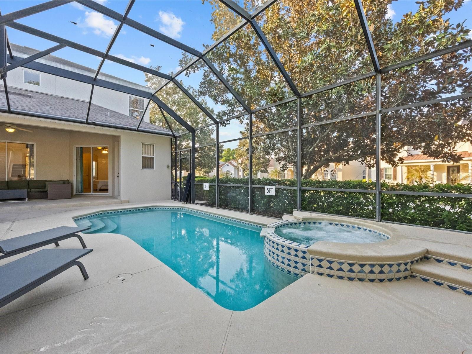 Image 38 of 44 For 1229 Molona Street