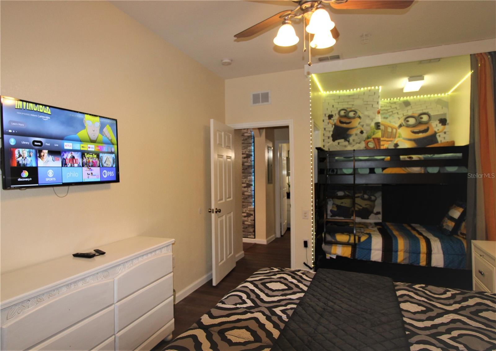 Image 12 of 23 For 7671 Comrow Street 302