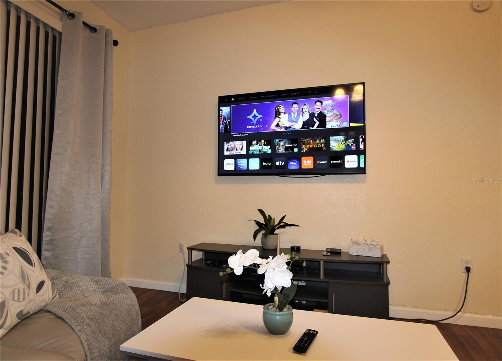 Image 21 of 23 For 7671 Comrow Street 302